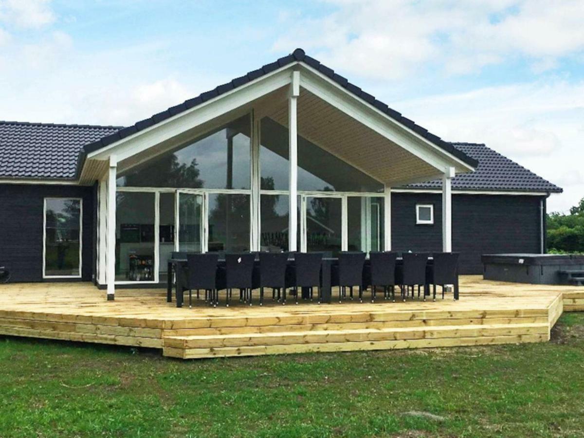 14 Person Holiday Home In V Ggerl Se Bøtø By Bagian luar foto